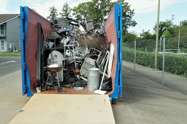 Best Commercial Junk Removal  in Colchester, IL